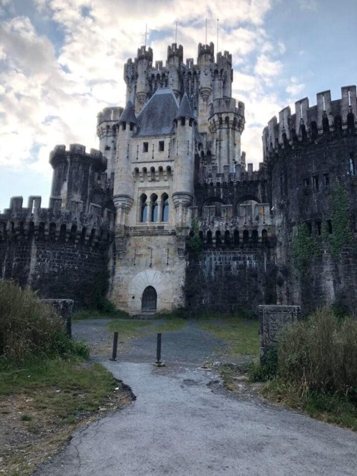 Amazing Abandoned Castles